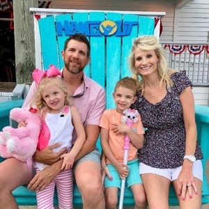 Meet your Posher, Laurel